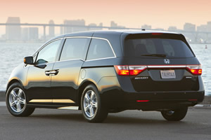 2012 Honda Odyssey Crystal Black Pearl