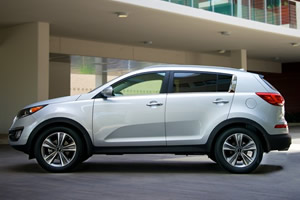 2016 Kia Sportage - front view